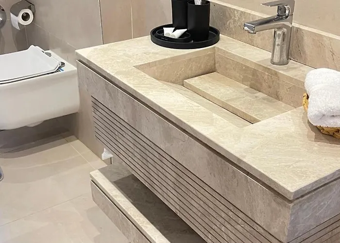 فيلا بمزرعة